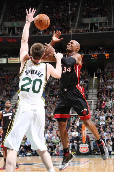 技术犯规虽 技术犯规虽